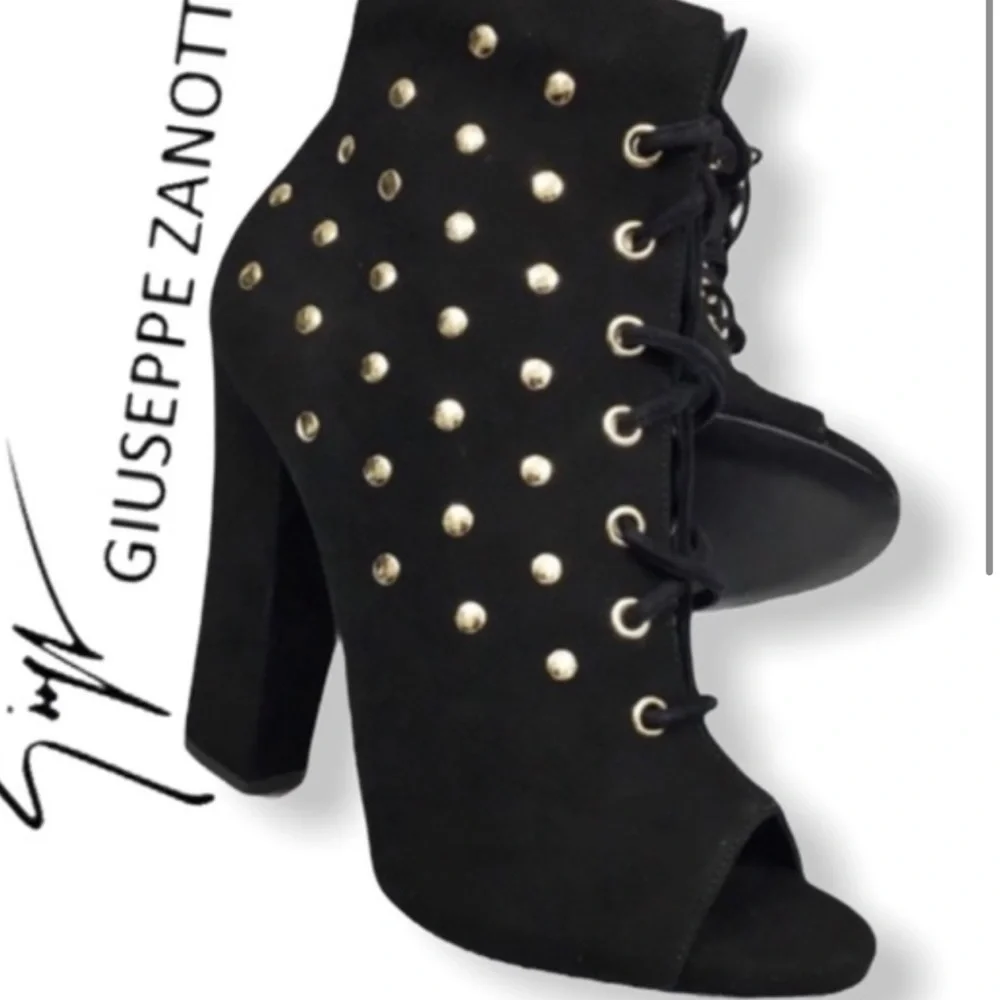 Giuseppe Zanotti Black Suede Alien Peep Toe Booties